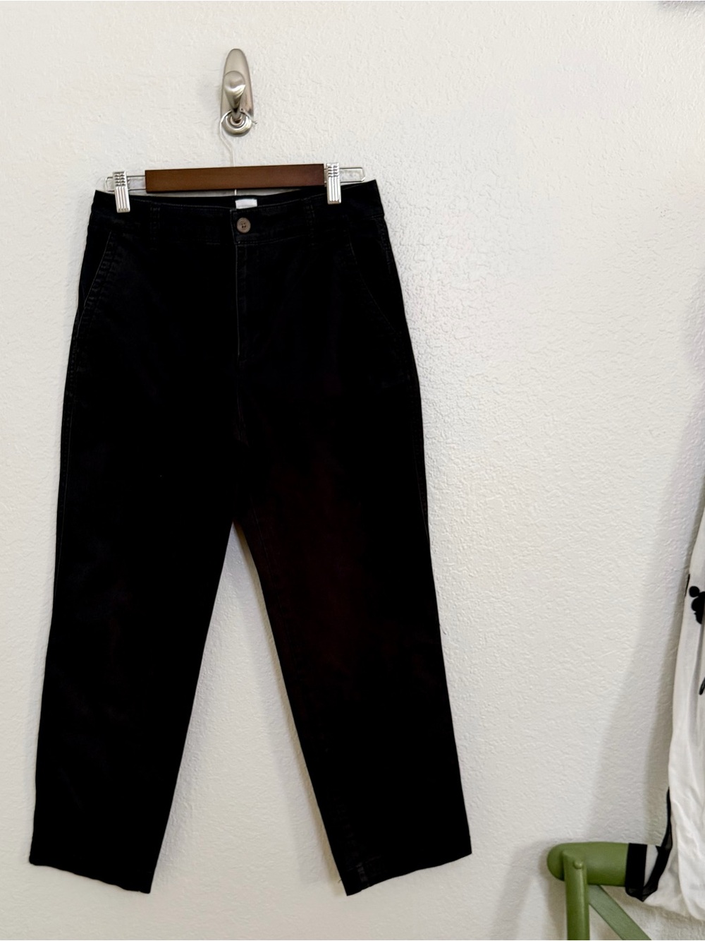 Gap Girlfriend Khaki Black Straight Leg Pants Size 4
